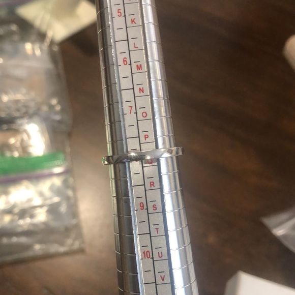 Green Peridot Cushion Cut Gem Stone and White Quartz Sterling Silver Ring Sz 8 - Picture 3 of 7